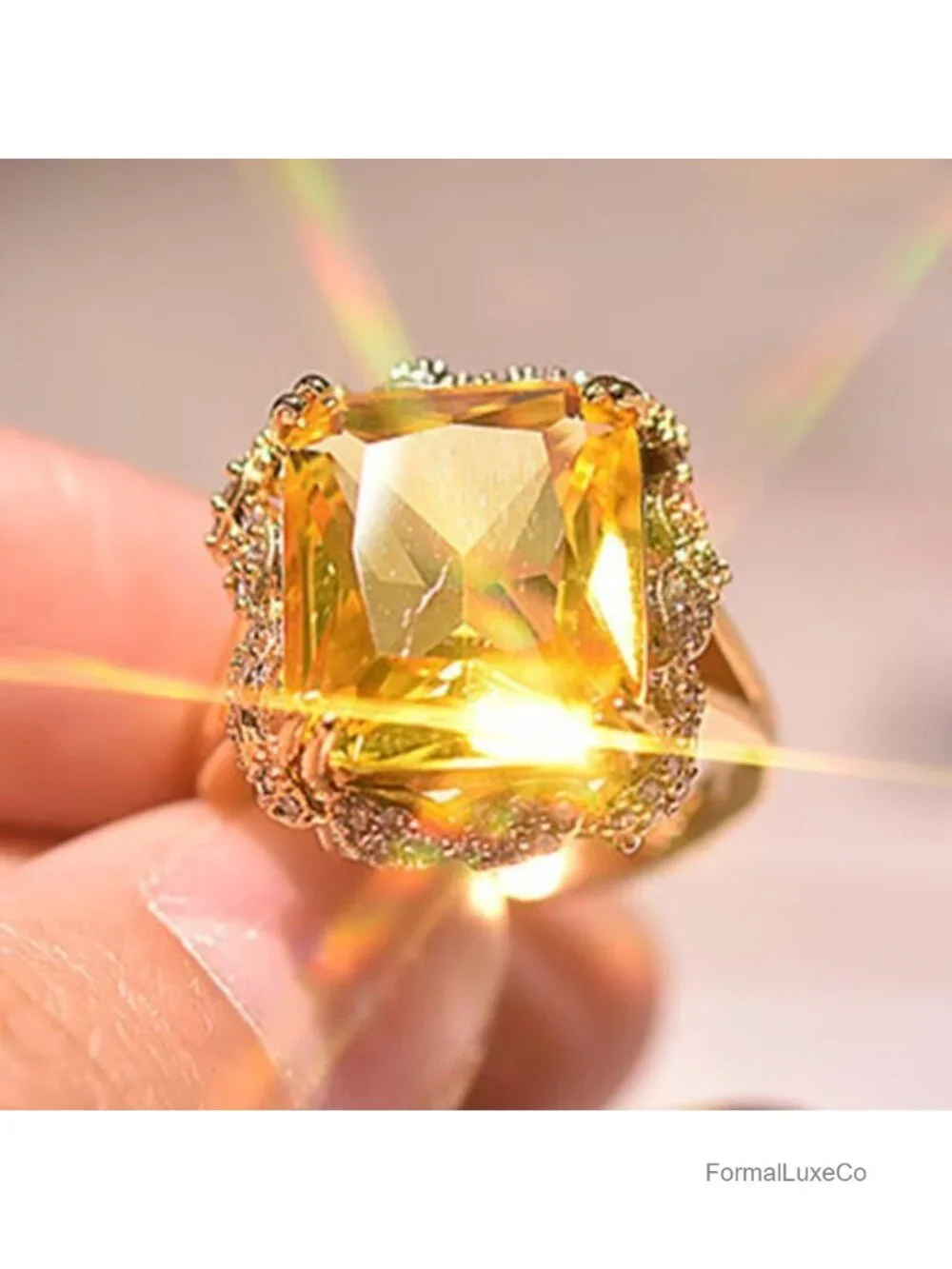 Oversized Champagne Square Zircon Ring Gold-Plated Statement Cocktail Ring Size